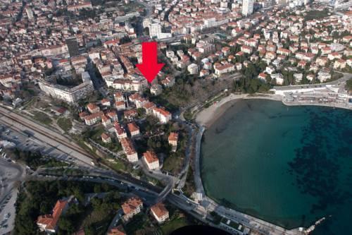 Apartment Vicenco Top Location Split Exterior photo